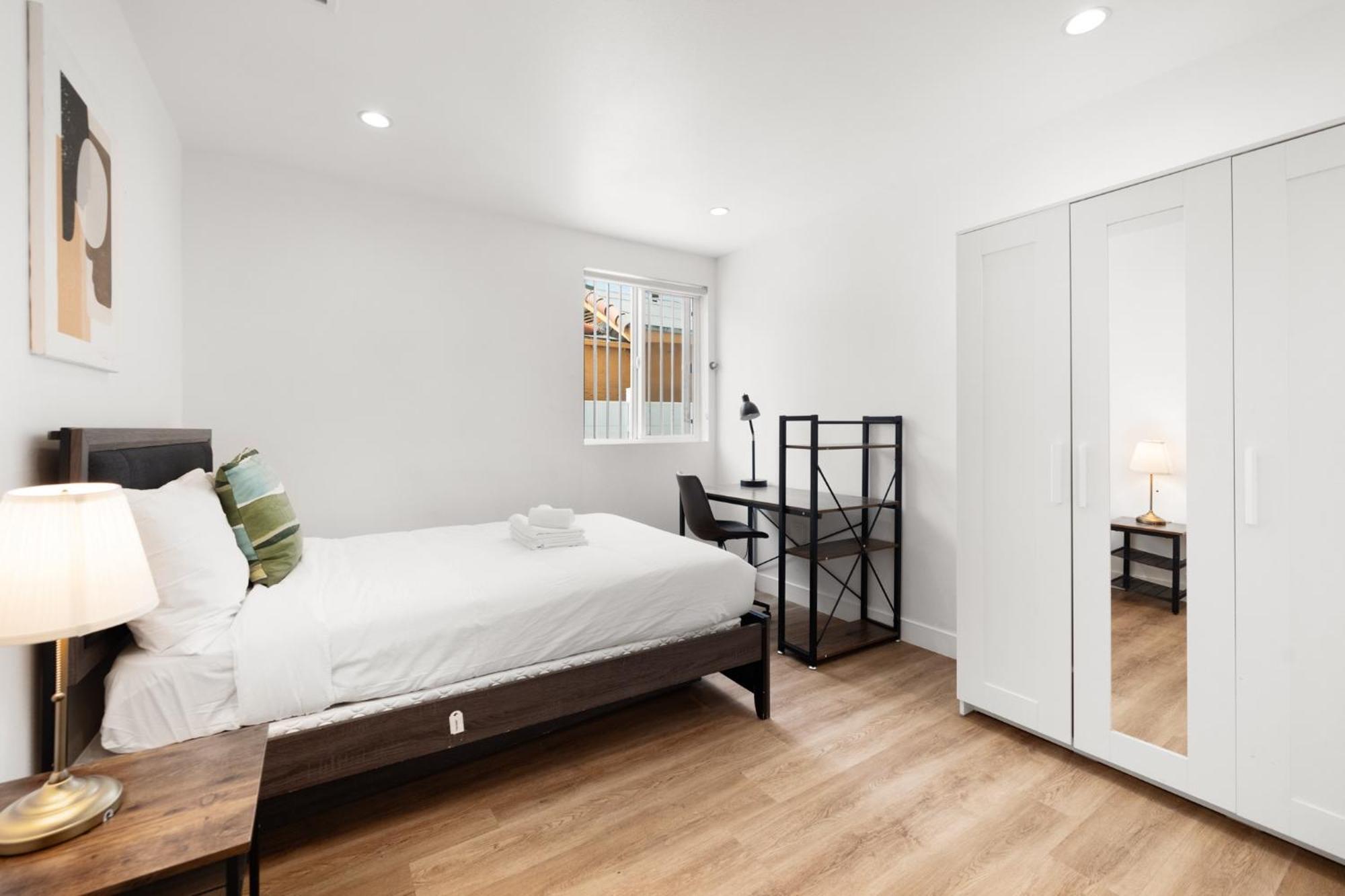 Perfect Location Near Usc, 1Bedroom With Shared Access Los Angeles Exterior foto
